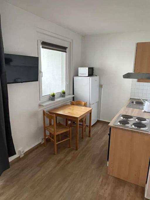 Max Appartements นอยบรันเดนบวร์ก ภายนอก รูปภาพ